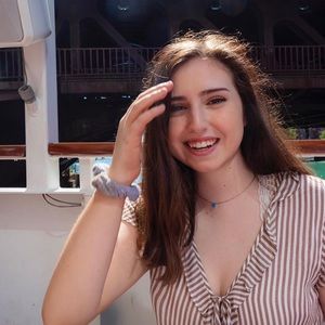 Meet your Posher, Hannah